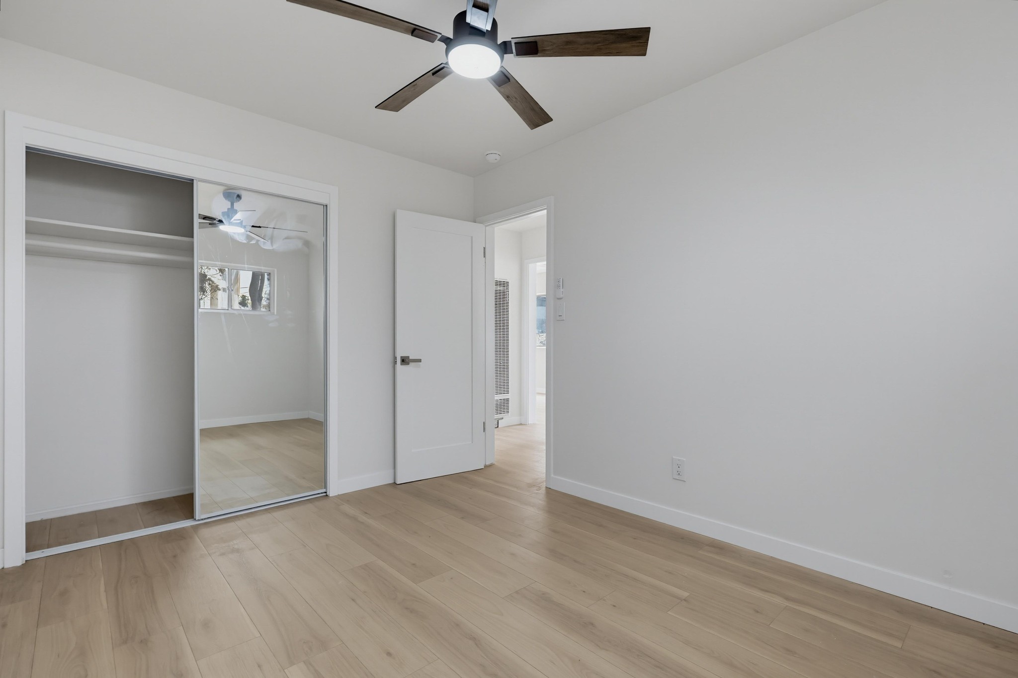 Virtual tour photo 15 of 19 for 830 C Ave