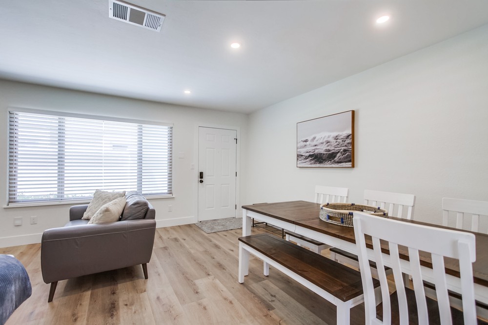 Virtual tour photo 9 of 91 for 830 Missouri St APT 3