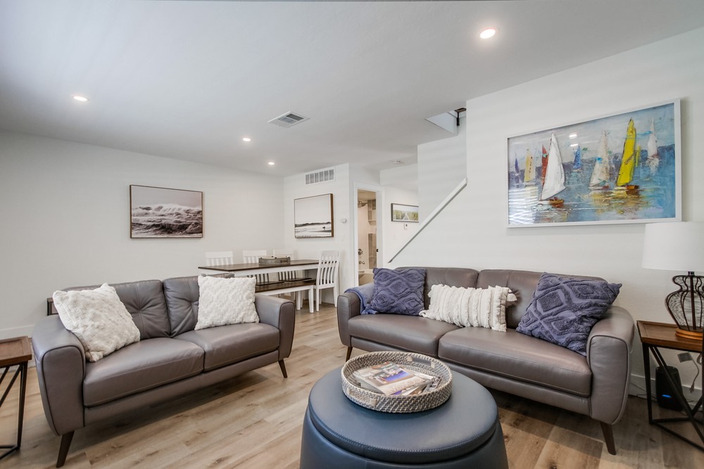 Virtual tour photo 12 of 91 for 830 Missouri St APT 3