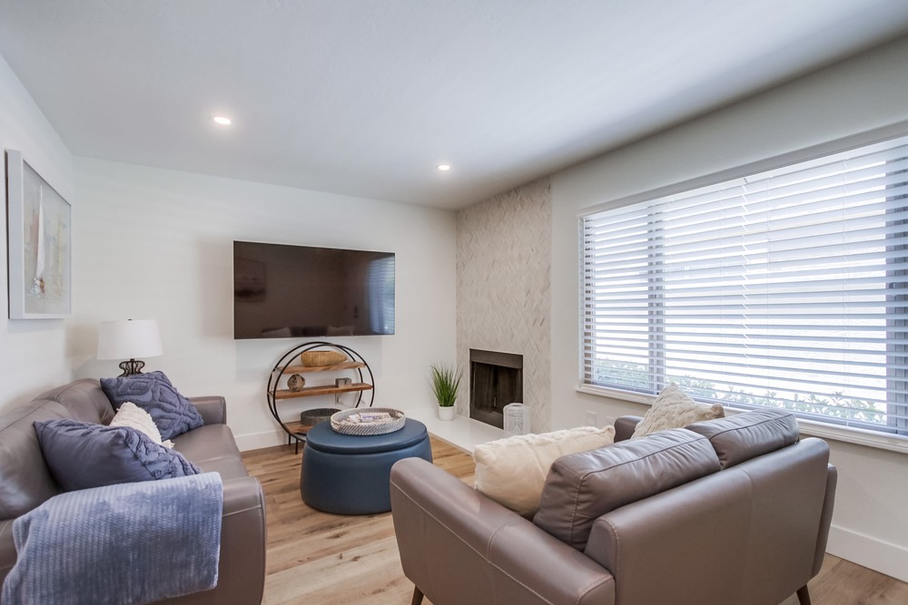 Virtual tour photo 13 of 91 for 830 Missouri St APT 3