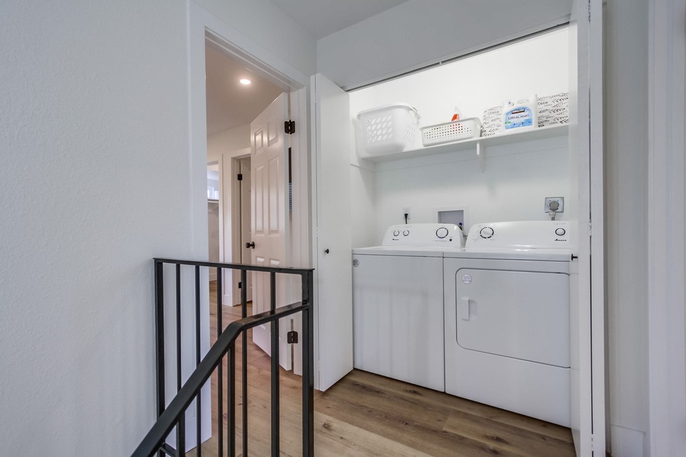 Virtual tour photo 26 of 91 for 830 Missouri St APT 3