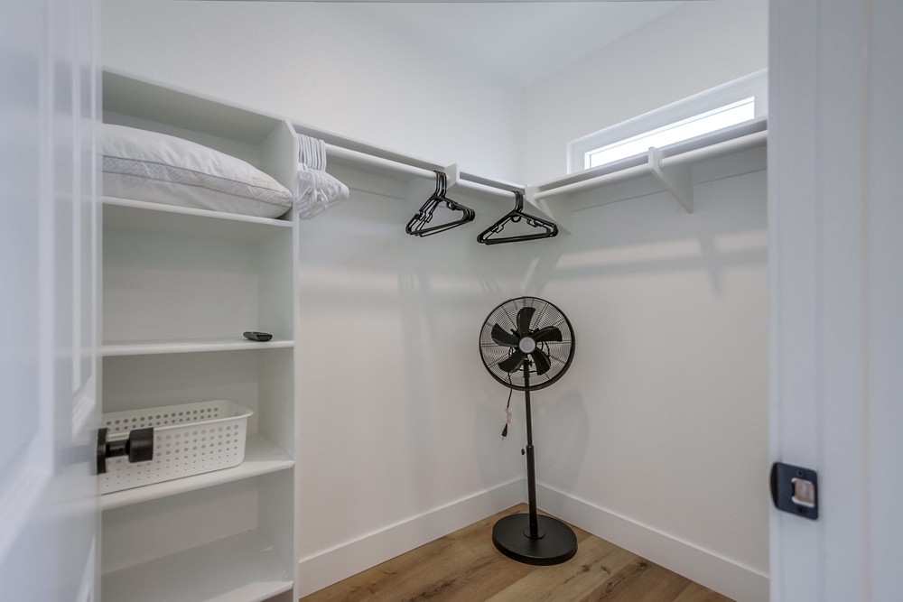 Virtual tour photo 32 of 91 for 830 Missouri St APT 3