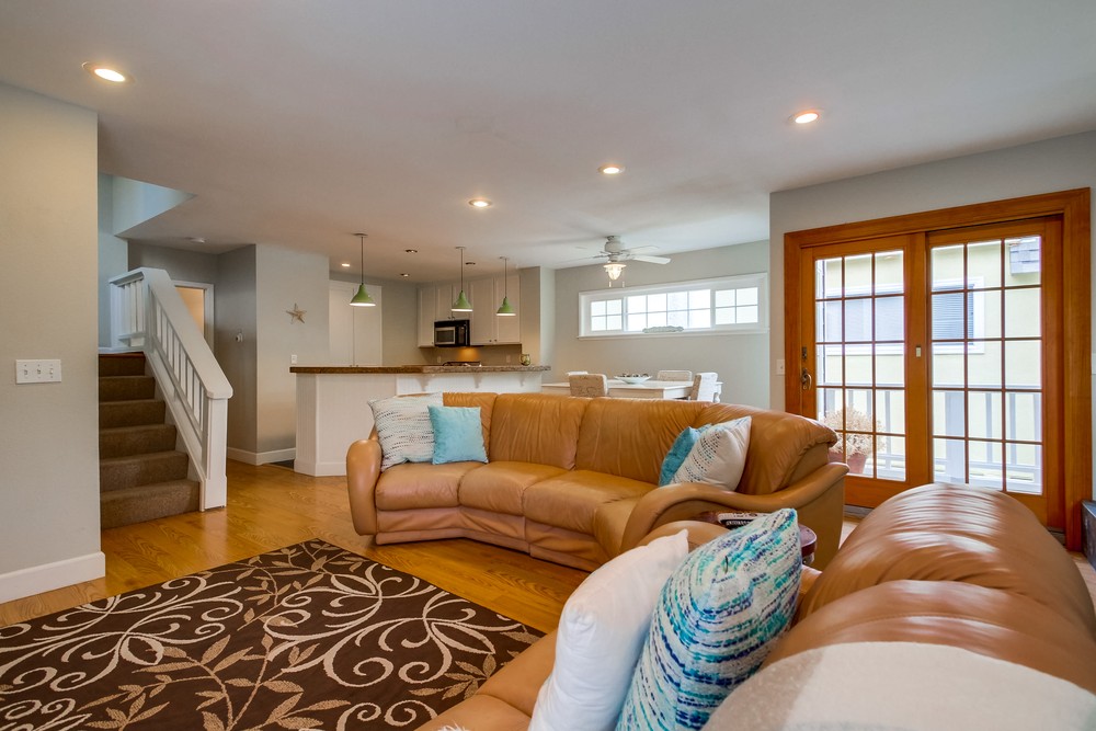 Virtual tour photo 9 of 46 for 830 Ostend Ct