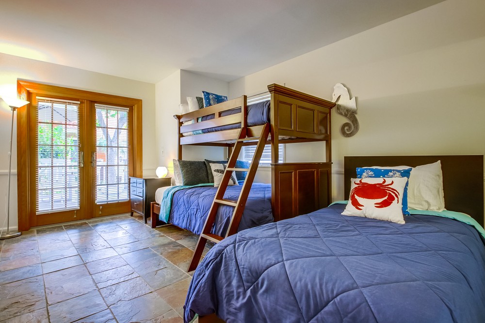 Virtual tour photo 35 of 46 for 830 Ostend Ct