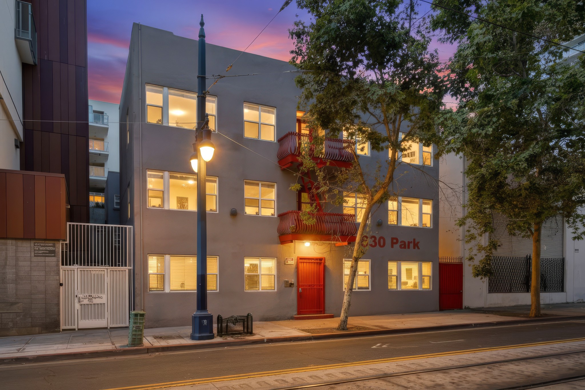 Virtual tour photo 21 of 21 for 830 Park Blvd