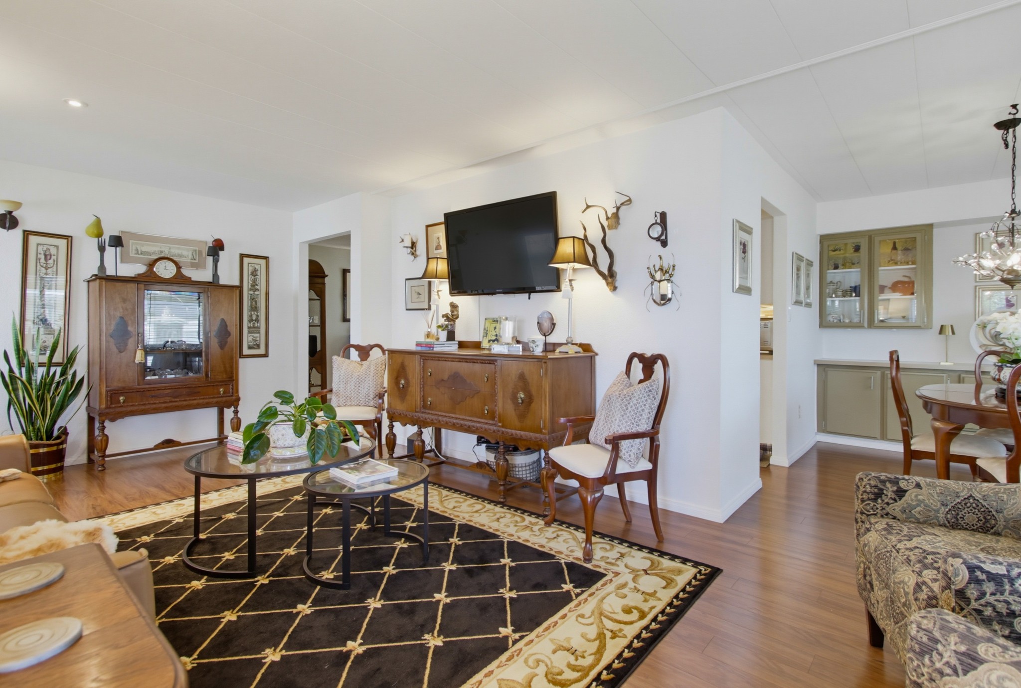 Virtual tour photo 12 of 75 for 8301 Mission Gorge Rd