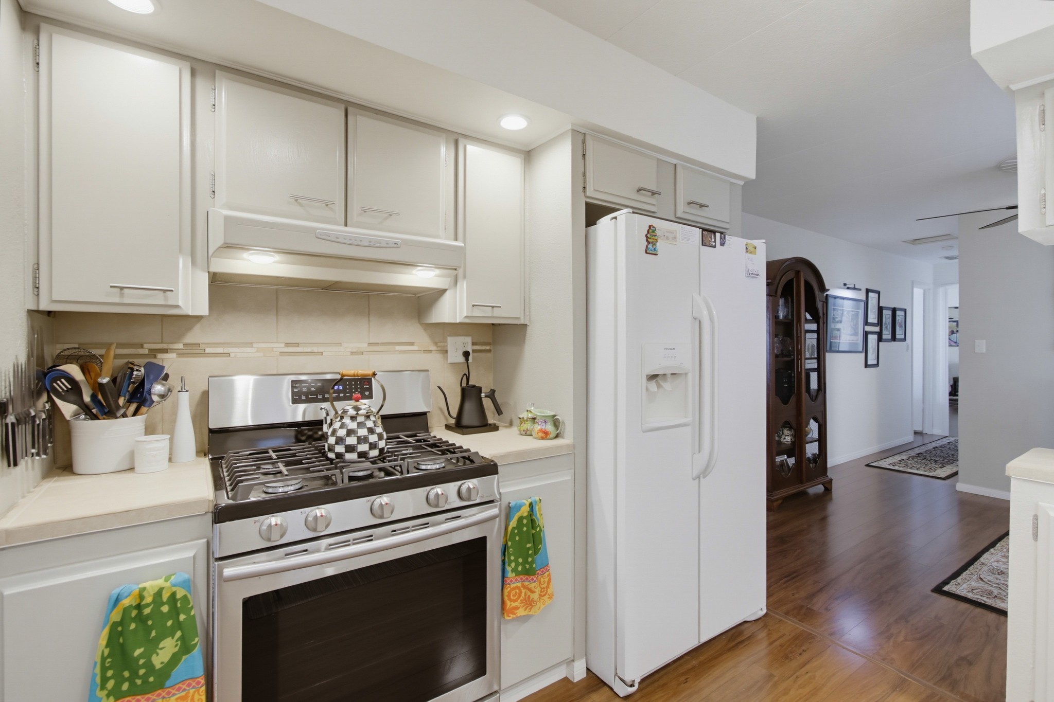 Virtual tour photo 22 of 75 for 8301 Mission Gorge Rd