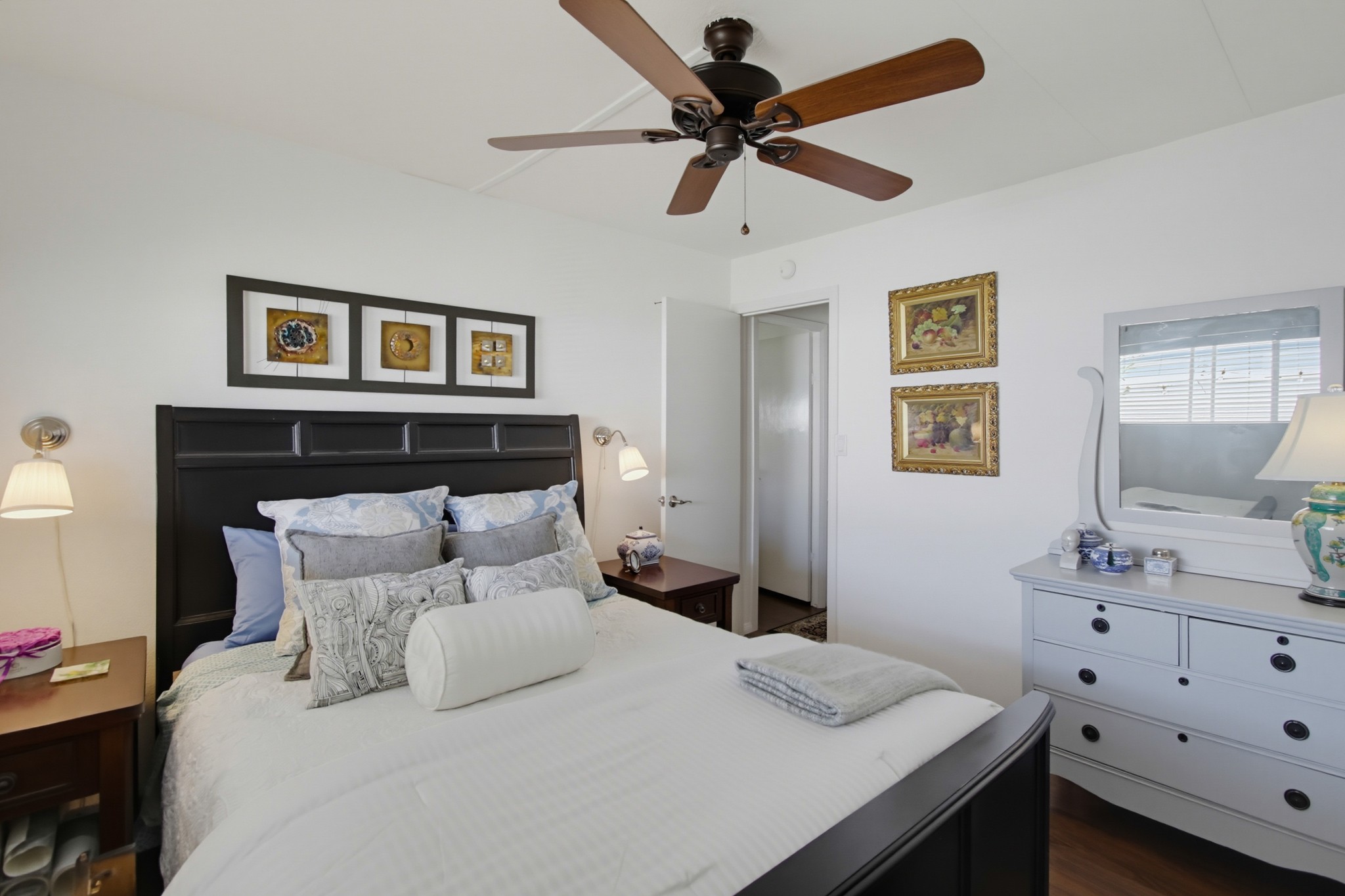 Virtual tour photo 35 of 75 for 8301 Mission Gorge Rd