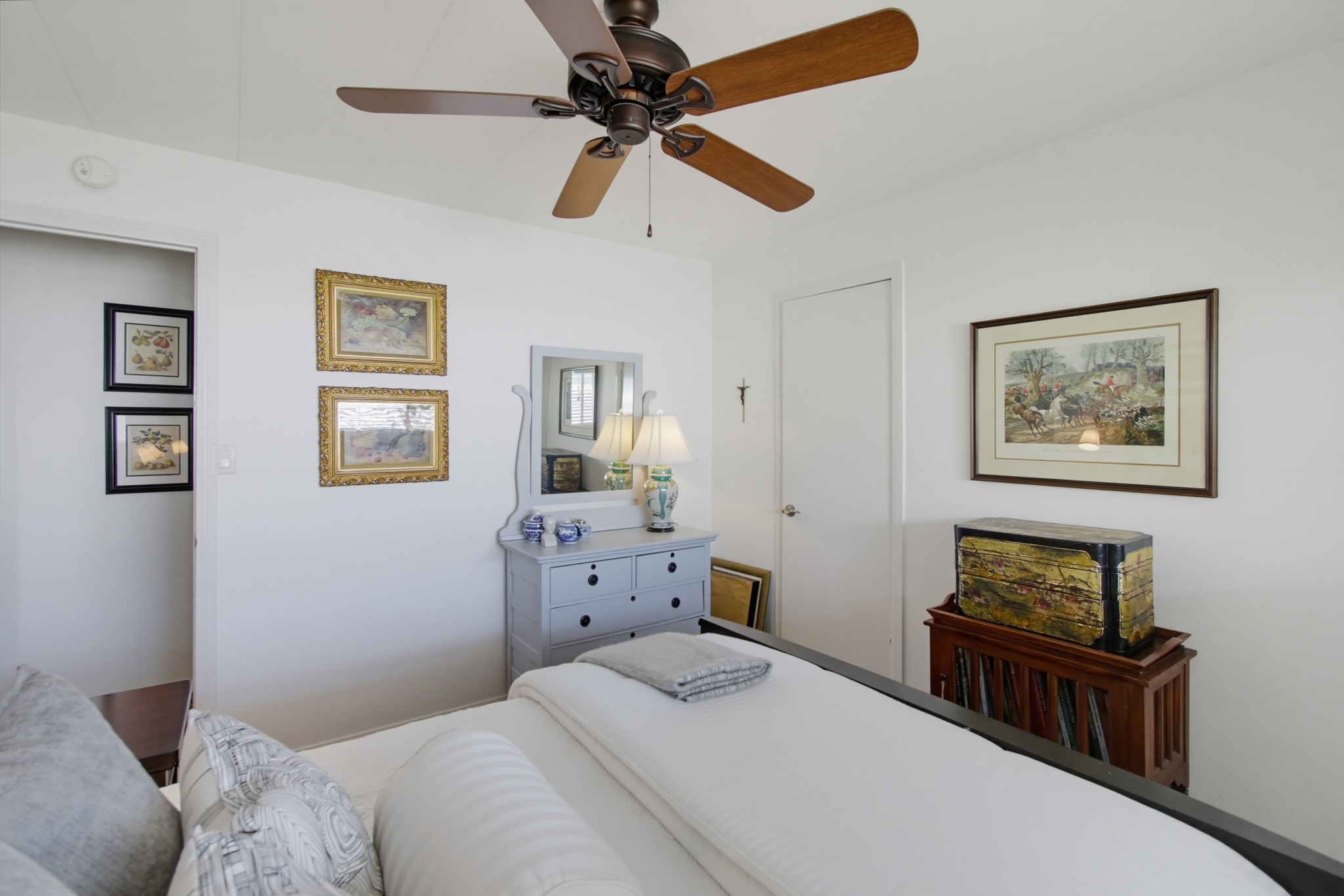 Virtual tour photo 36 of 75 for 8301 Mission Gorge Rd