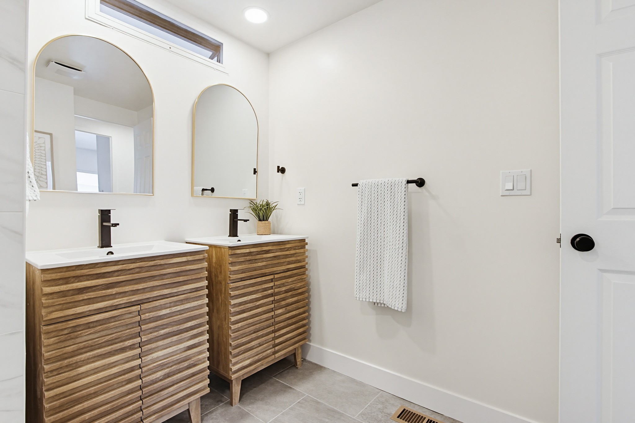Virtual tour photo 45 of 57 for 8301 Mission Gorge Rd SPC 274