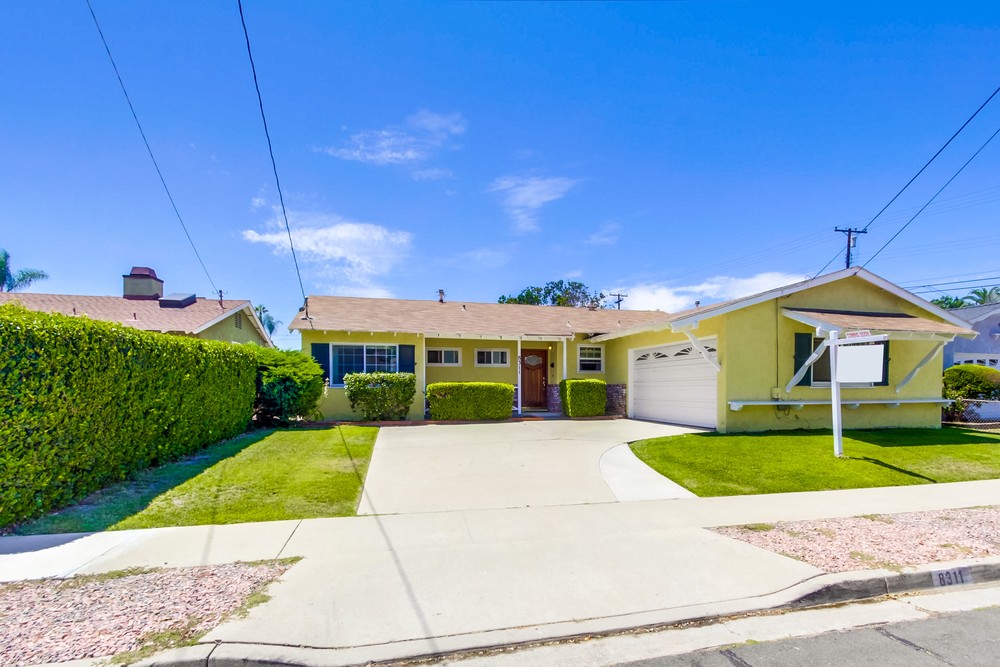 Virtual tour photo 1 of 26 for 8311 Lake Adlon Dr
