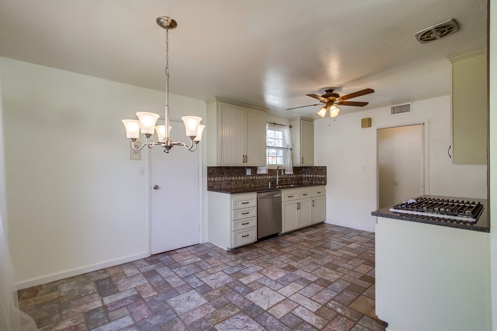 Virtual tour photo 15 of 45 for 8311 Lake Adlon