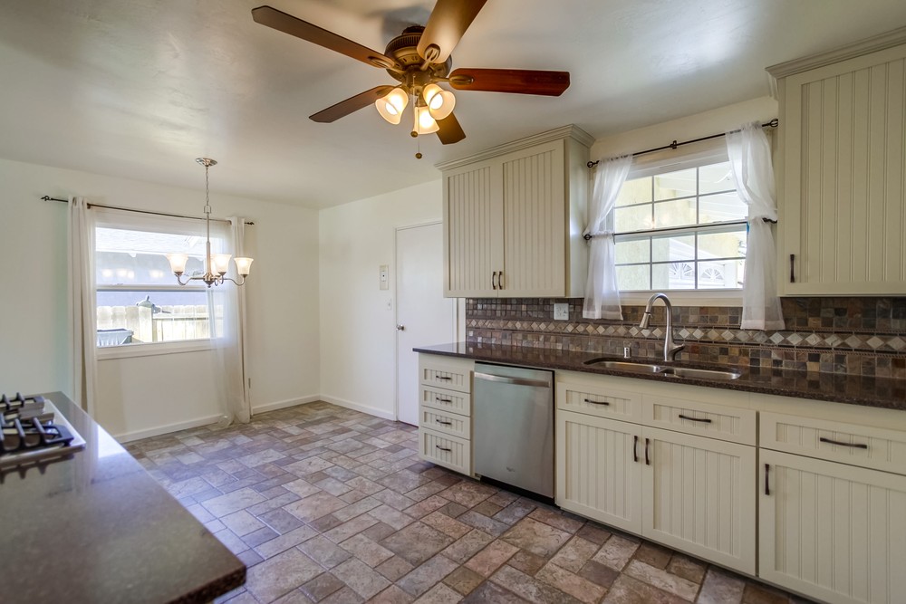 Virtual tour photo 20 of 45 for 8311 Lake Adlon