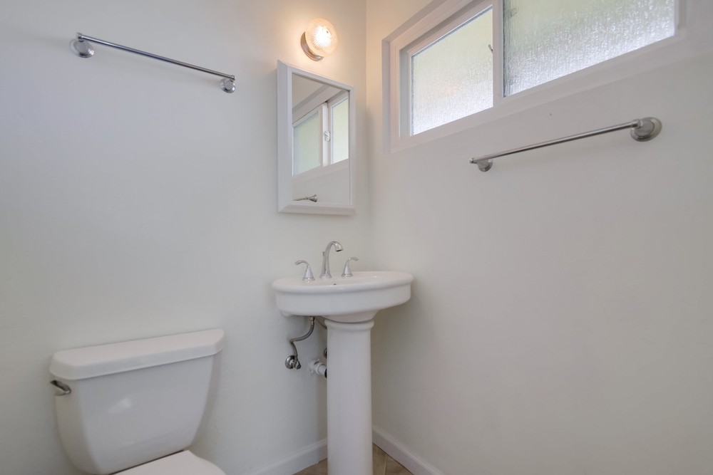 Virtual tour photo 28 of 45 for 8311 Lake Adlon
