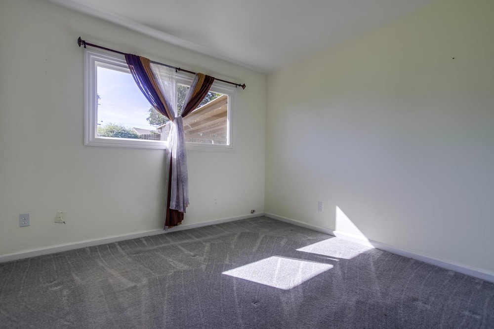 Virtual tour photo 32 of 45 for 8311 Lake Adlon