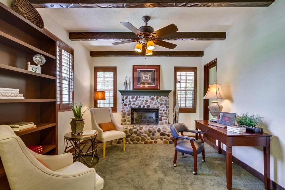 Virtual tour photo 5 of 25 for 8315 Parkside Crescent