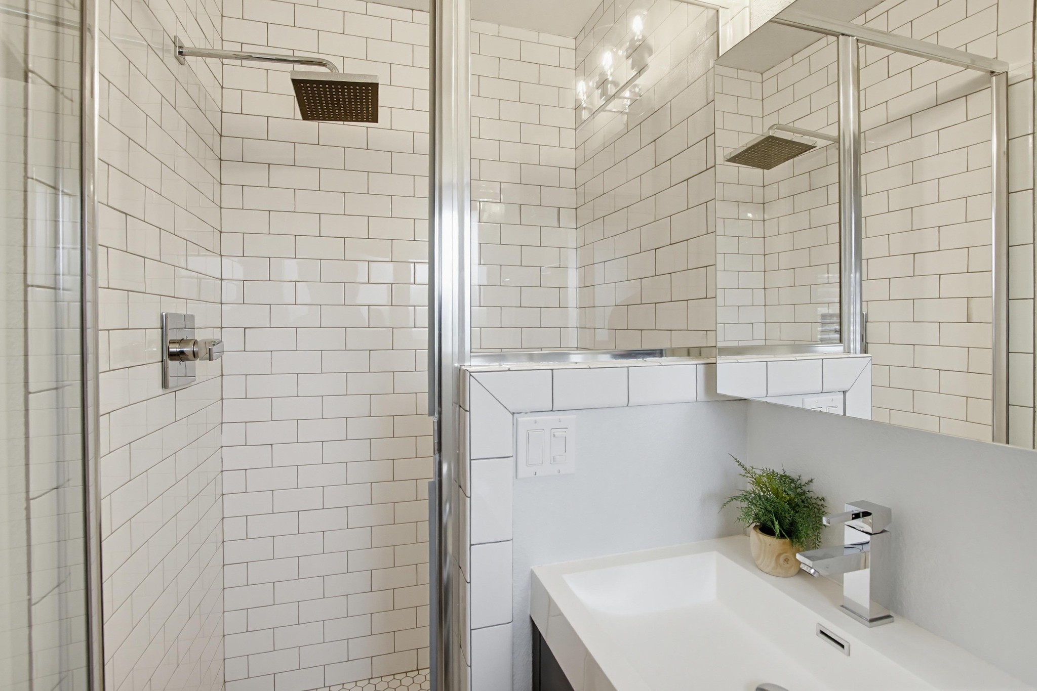 Virtual tour photo 27 of 76 for 8318 June Lake Dr