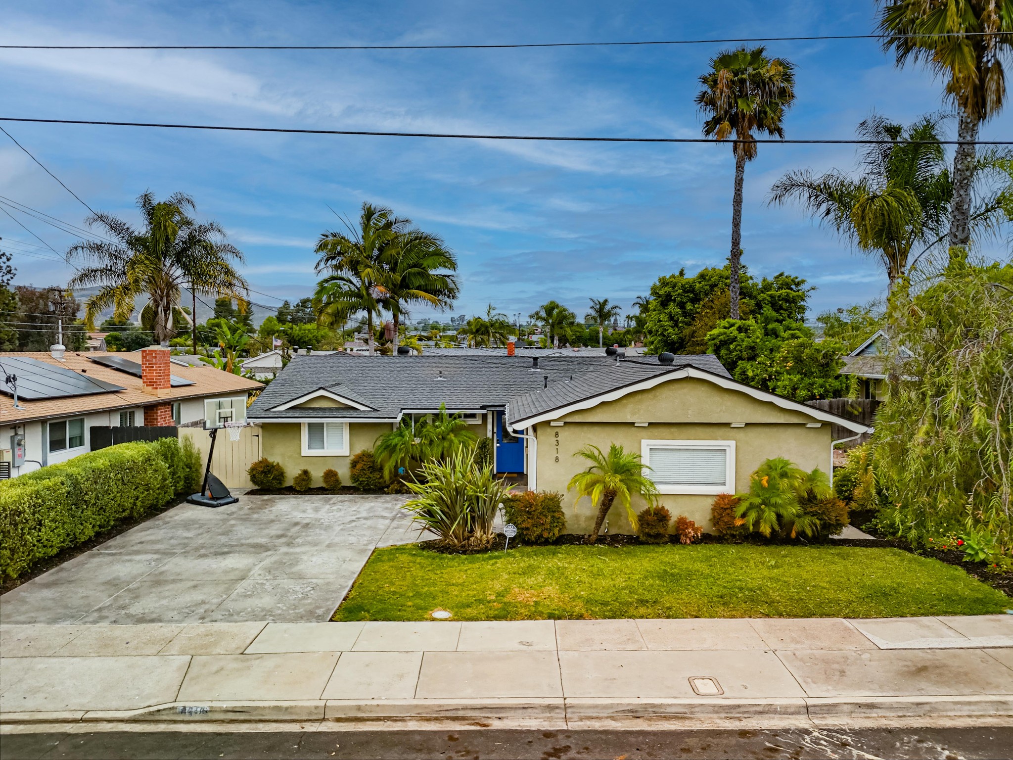 Virtual tour photo 5 of 27 for 8318 June Lake Dr
