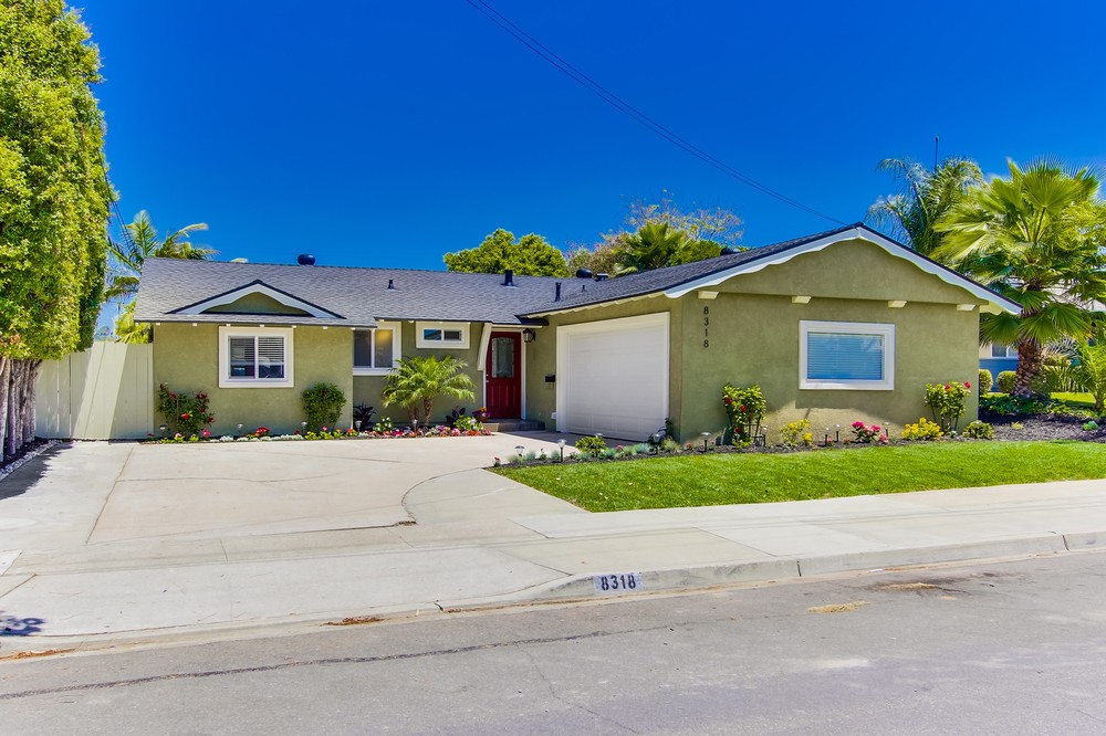 Virtual tour photo 3 of 29 for 8318 June Lake Drive