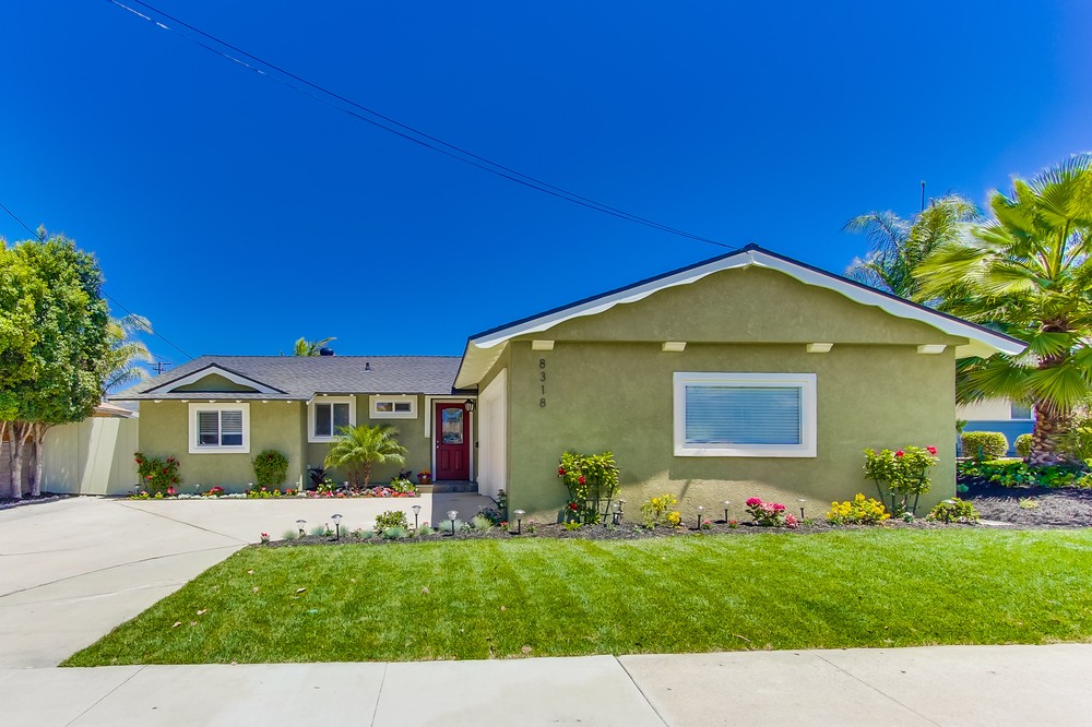 Virtual tour photo 4 of 29 for 8318 June Lake Drive