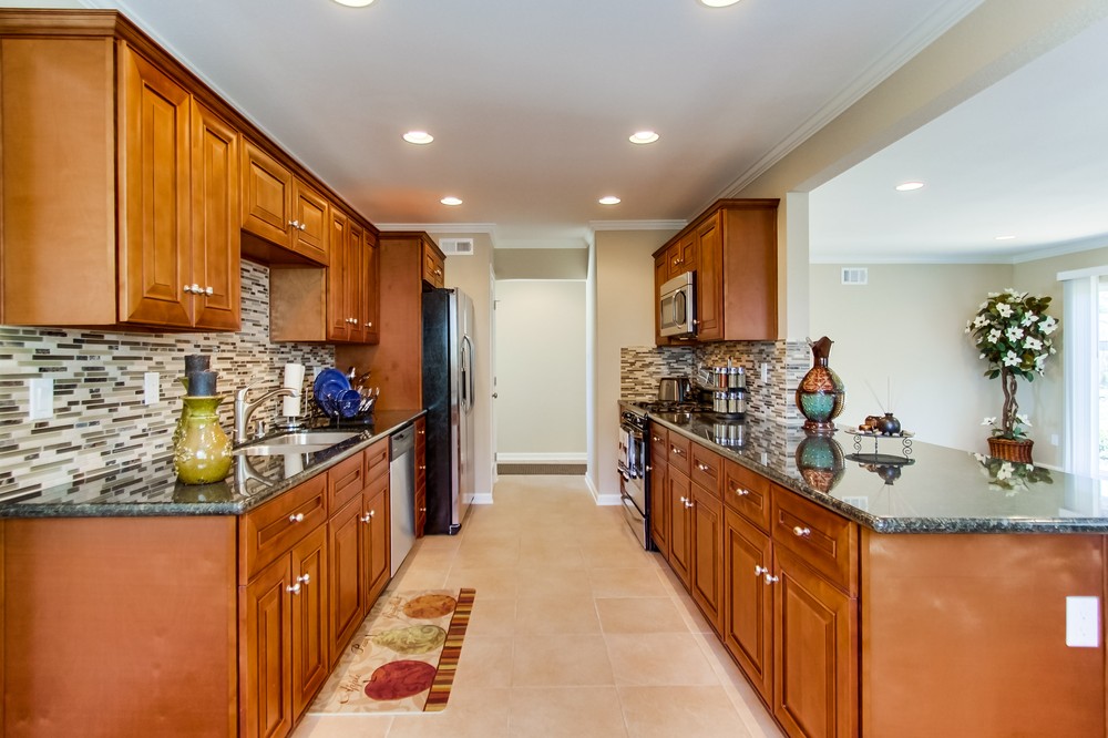 Virtual tour photo 10 of 29 for 8318 June Lake Drive