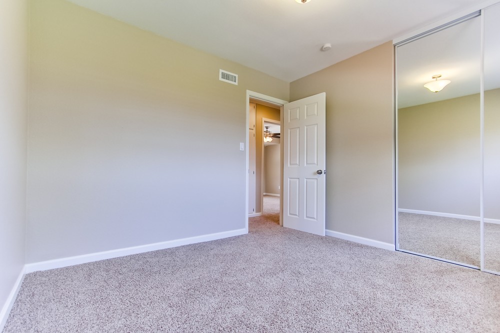 Virtual tour photo 18 of 29 for 8318 June Lake Drive