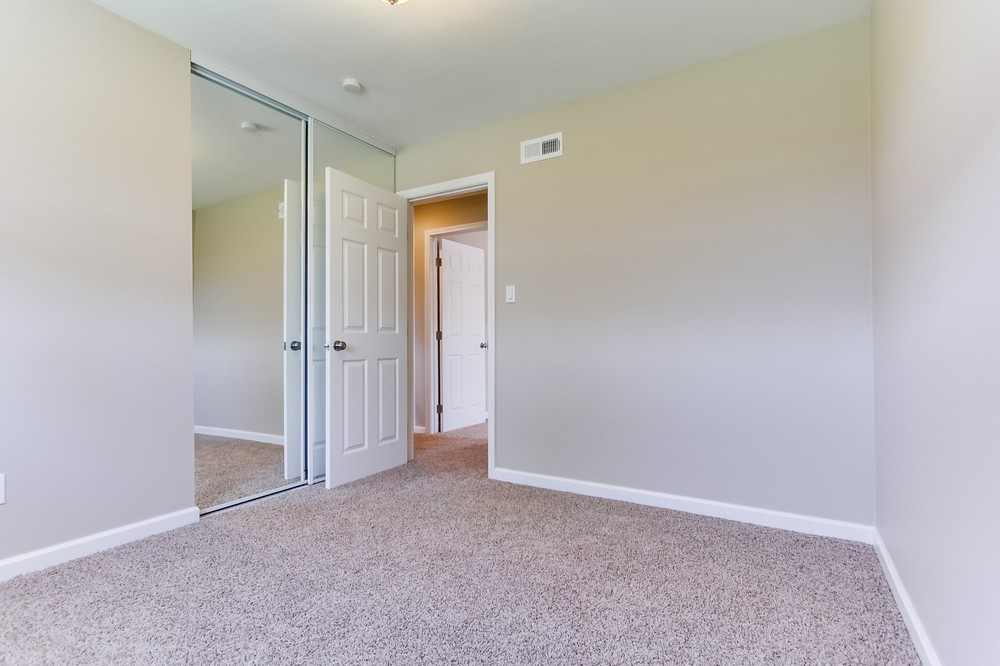 Virtual tour photo 20 of 29 for 8318 June Lake Drive