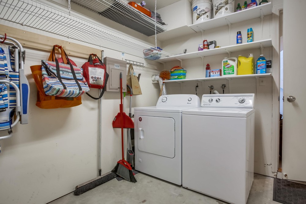 Virtual tour photo 42 of 45 for 832 Balboa Ct