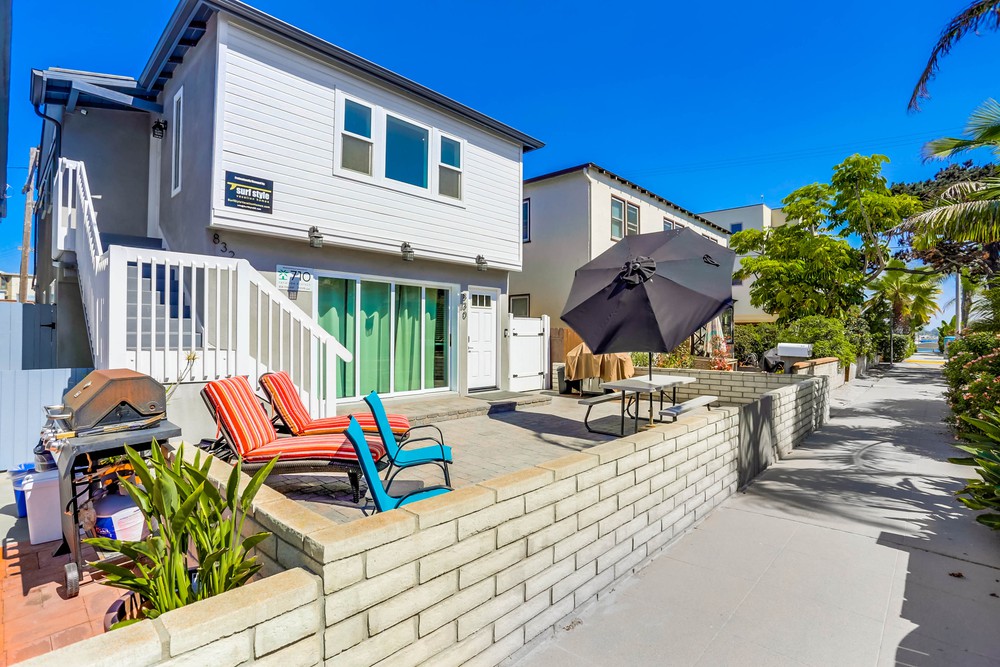 Virtual tour photo 1 of 35 for 832 Brighton Ct