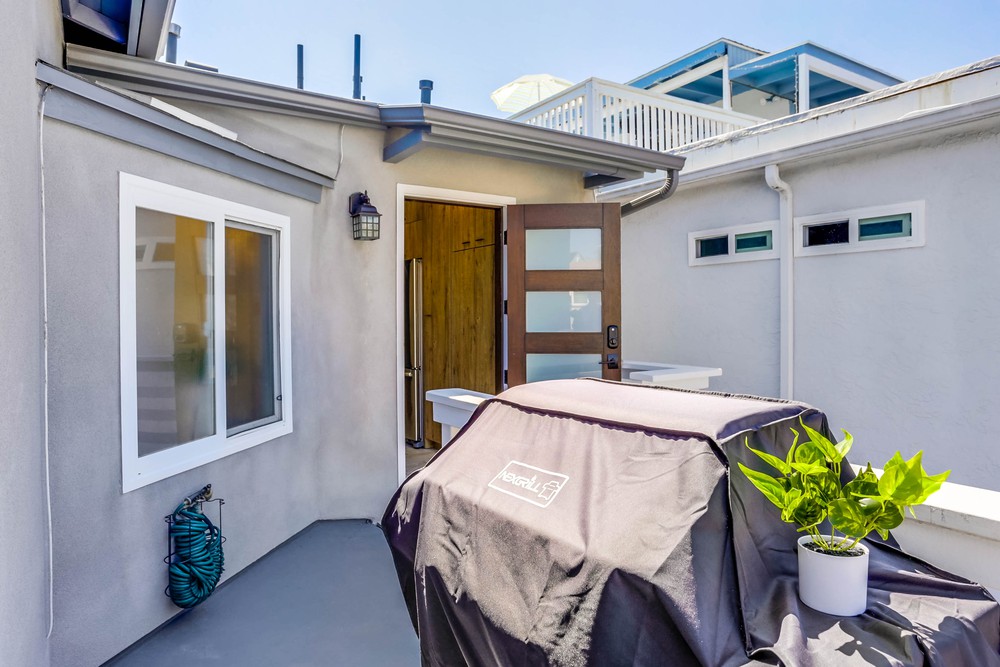 Virtual tour photo 5 of 35 for 832 Brighton Ct