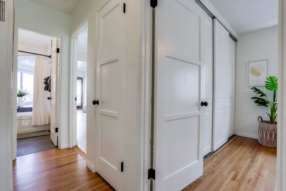 Virtual tour photo 17 of 35 for 832 Brighton Ct