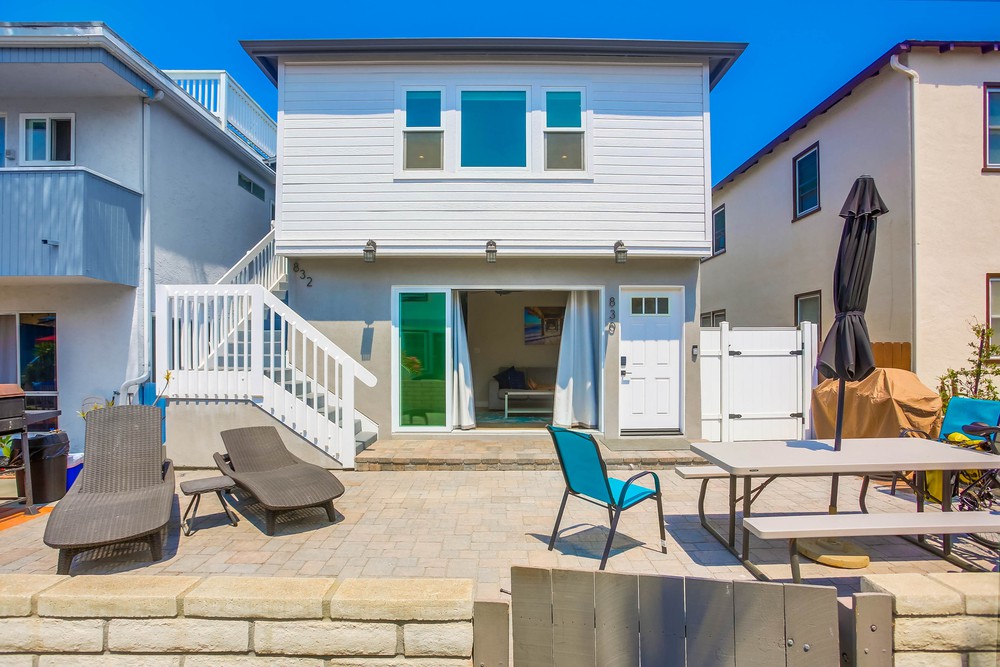 Virtual tour photo 3 of 42 for 832 Brighton Ct