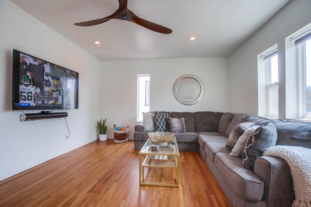Virtual tour photo 8 of 42 for 832 Brighton Ct