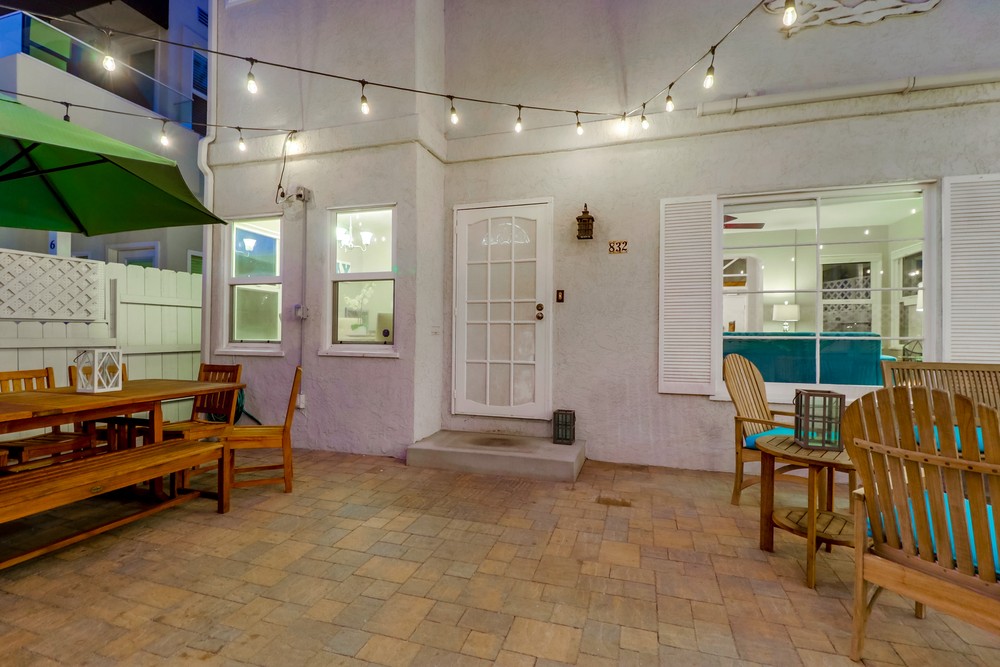 Virtual tour photo 5 of 90 for 832 Capistrano Pl