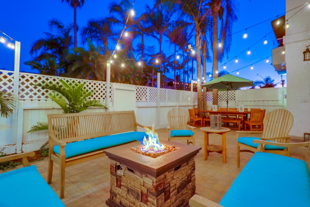 Virtual tour photo 10 of 90 for 832 Capistrano Pl