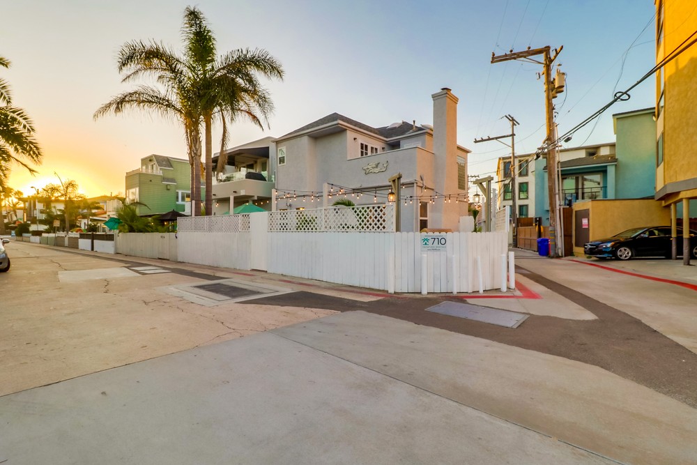 Virtual tour photo 64 of 90 for 832 Capistrano Pl