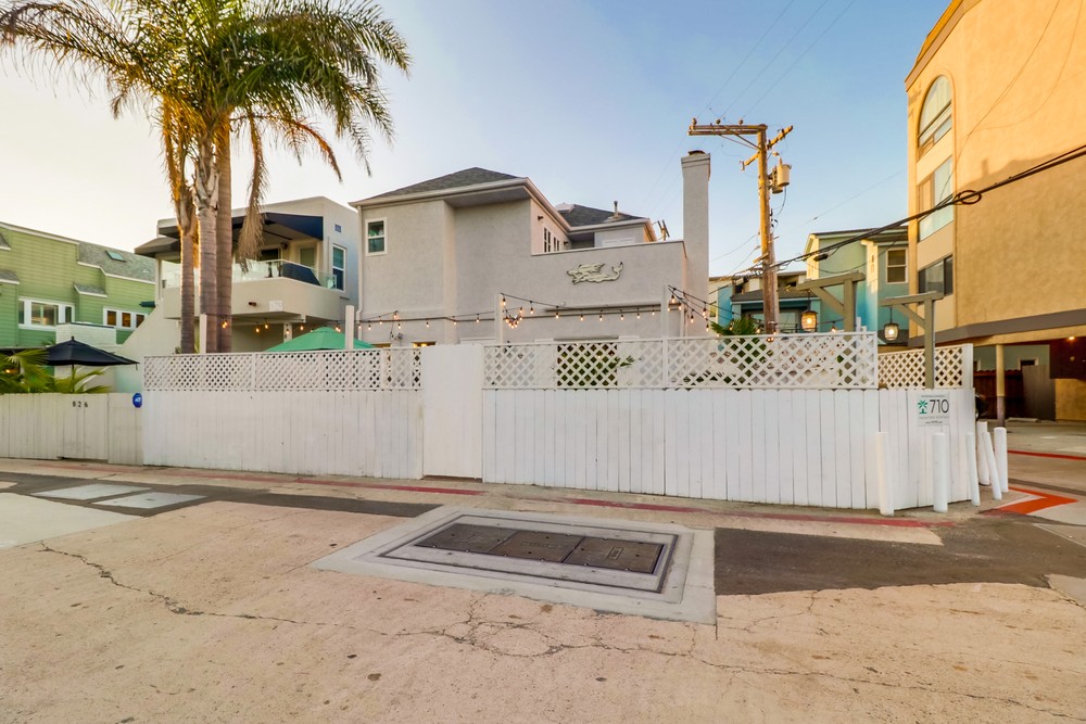 Virtual tour photo 66 of 90 for 832 Capistrano Pl