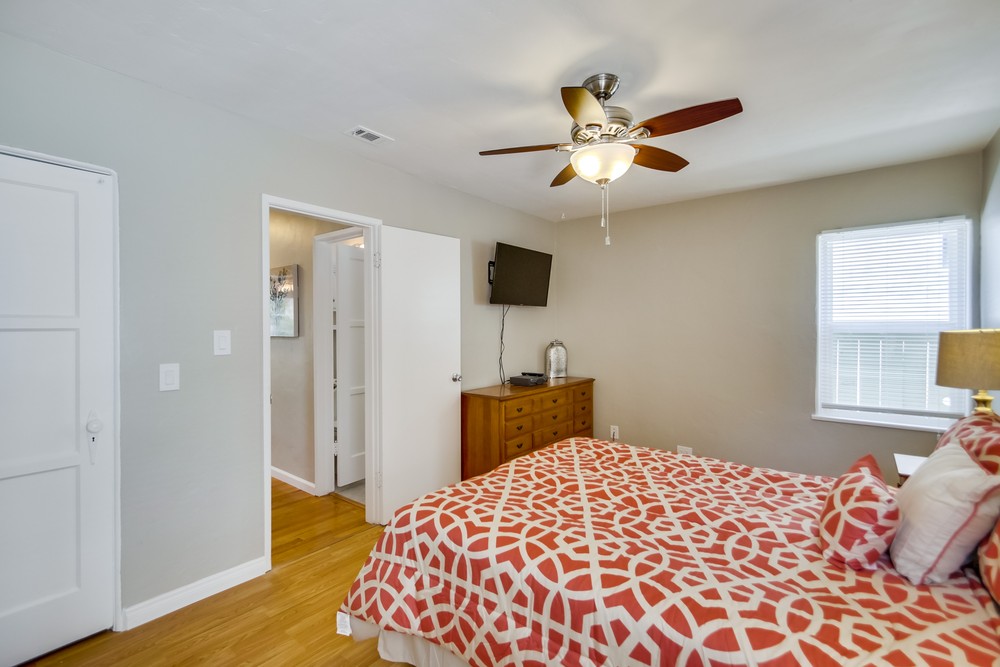 Virtual tour photo 31 of 109 for 832 Capistrano Place