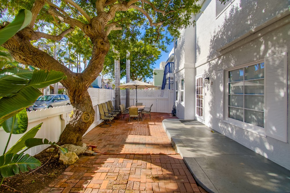 Virtual tour photo 70 of 109 for 832 Capistrano Place