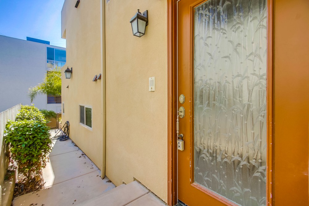 Virtual tour photo 11 of 64 for 832 Ensenada Ct