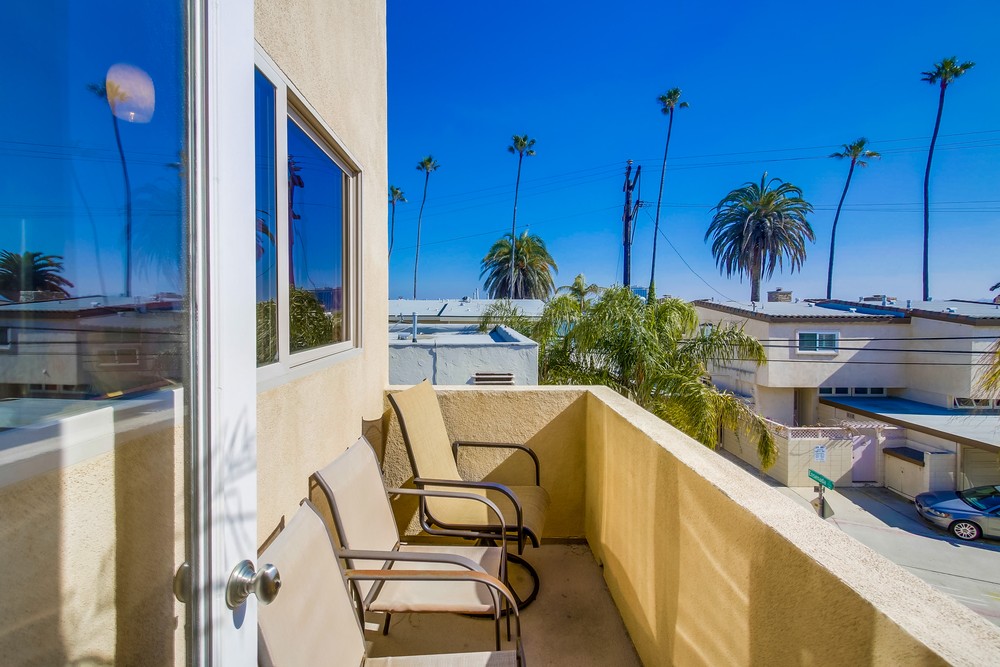 Virtual tour photo 33 of 64 for 832 Ensenada Ct