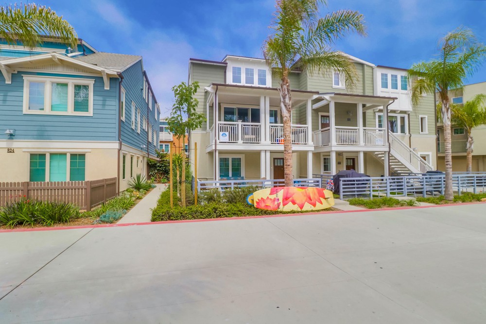 Virtual tour photo 3 of 49 for 832 Santa Barbara Pl