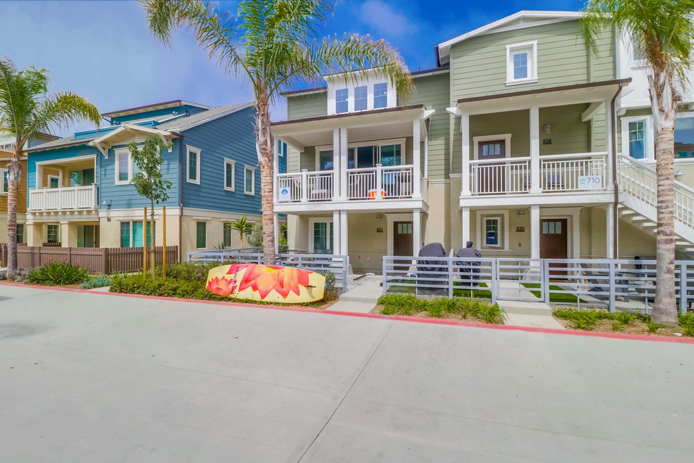Virtual tour photo 4 of 49 for 832 Santa Barbara Pl