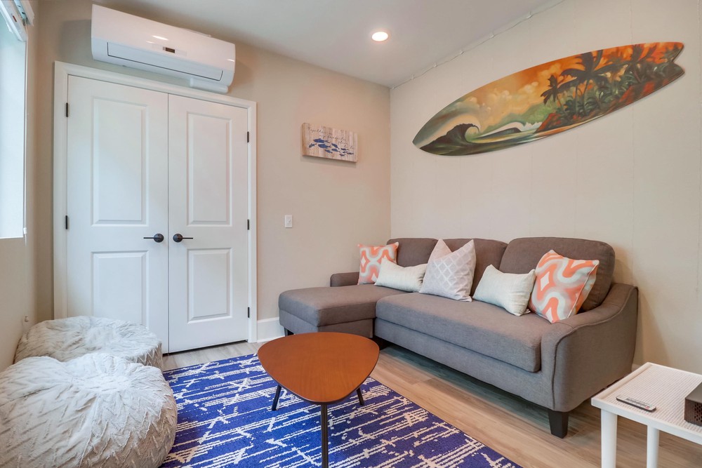 Virtual tour photo 8 of 49 for 832 Santa Barbara Pl