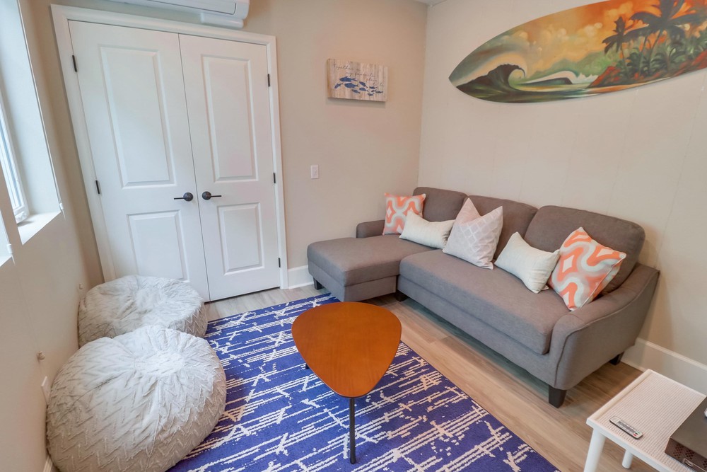 Virtual tour photo 9 of 49 for 832 Santa Barbara Pl
