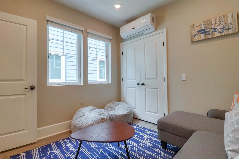 Virtual tour photo 10 of 49 for 832 Santa Barbara Pl