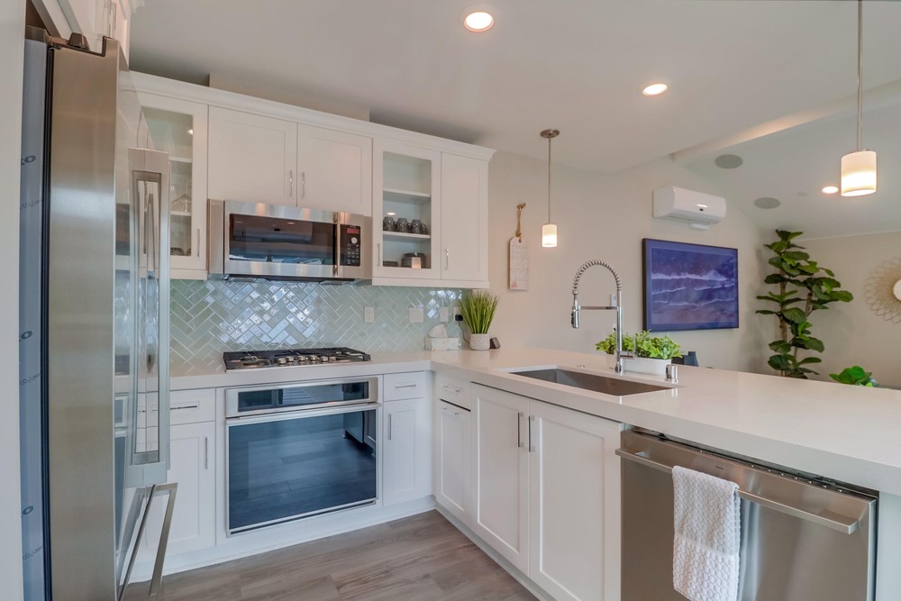 Virtual tour photo 19 of 49 for 832 Santa Barbara Pl