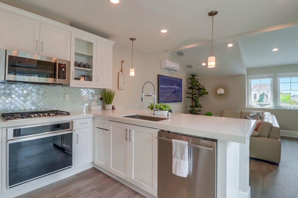Virtual tour photo 20 of 49 for 832 Santa Barbara Pl