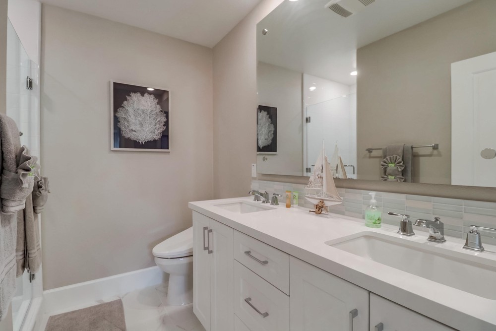 Virtual tour photo 30 of 49 for 832 Santa Barbara Pl