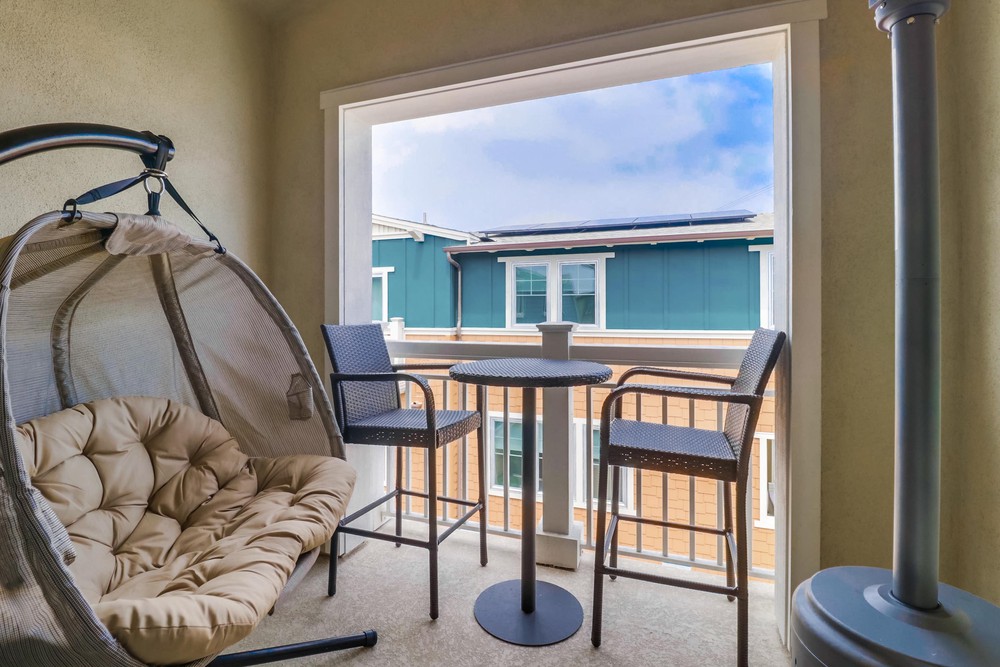 Virtual tour photo 33 of 49 for 832 Santa Barbara Pl